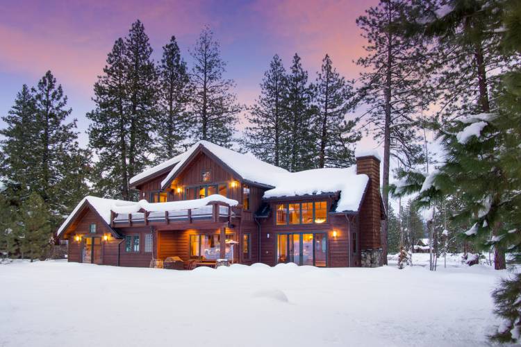 Book Your Winter Getaway at Old Greenwood or Gray’s Crossing Tahoe